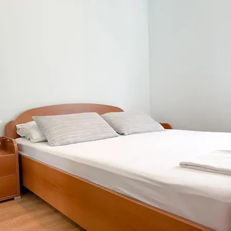 Blink Apartment
